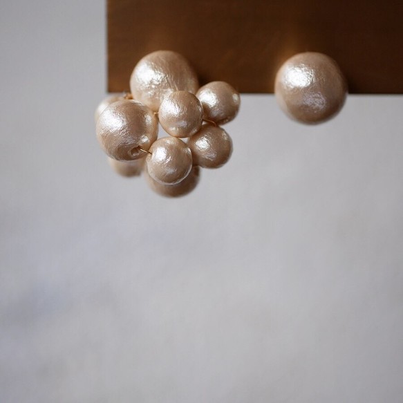 Cotton Pearl Berry Earring