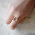 Rose quartz round ring