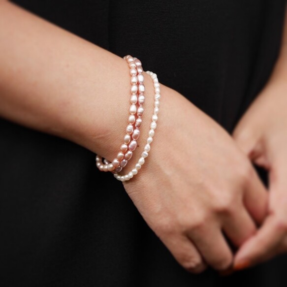 Natural color pearl bracelet