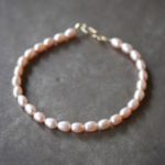 Natural color pearl bracelet